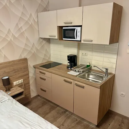 فندق مبيت وإفطار Vendeghaz -