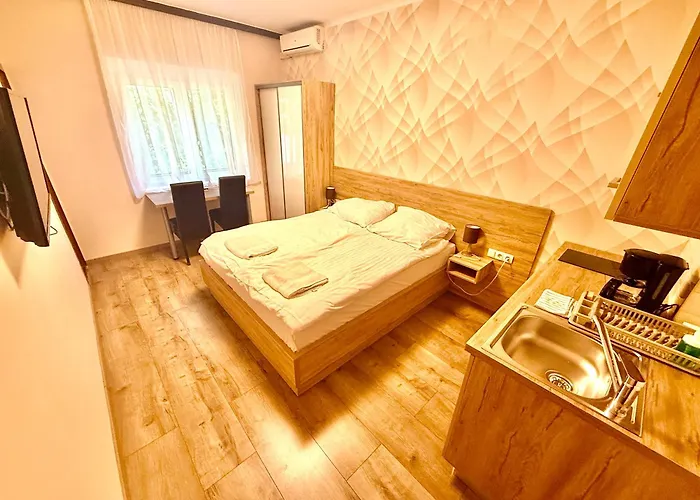 Vendeghaz - Bed and Breakfast 3*